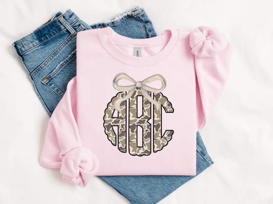 DIY Scalloped Monogram Camo Coquette